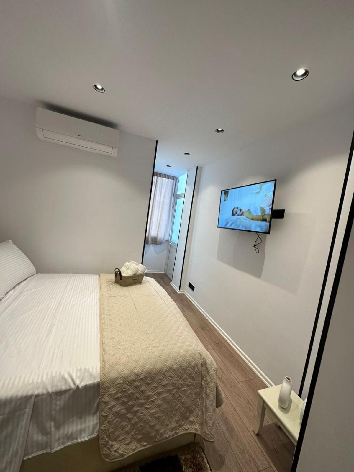 Heart Of Tirana Apartment Exterior photo